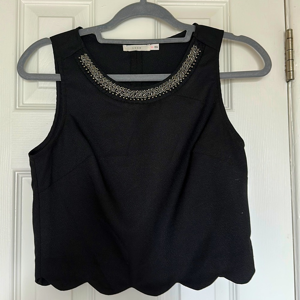 Lush sleeveless blouse